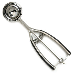 Norpro Nor-Scoop ice cream scoop demonstrates precise two-tablespoon portions.