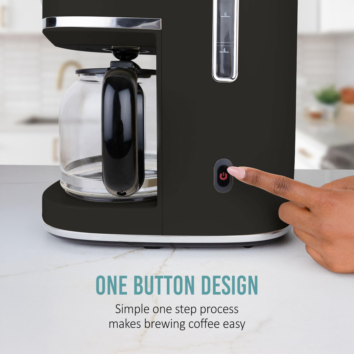 Nostalgia Classic dishwasher-safe carafe for easy cleanup after use.