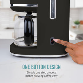 Nostalgia Classic dishwasher-safe carafe for easy cleanup after use.