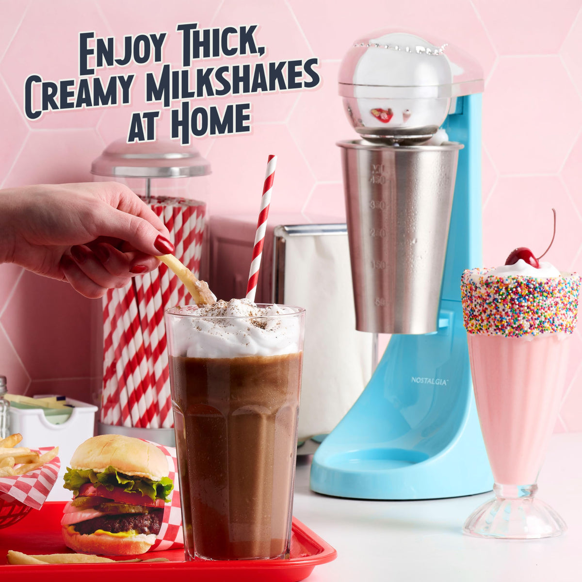 Nostalgia mixer in action demonstrates customizable thickness for your drink