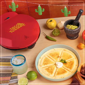 Nostalgia non-stick surface cleans up quickly after cooking.