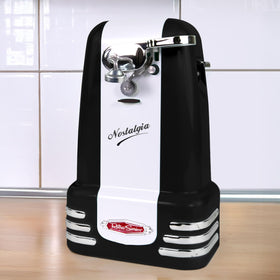 Stylish Nostalgia retro design adds vintage flair to kitchen