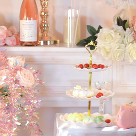 NovaHF heart-edge appetizer tray brings playful charm to parties.