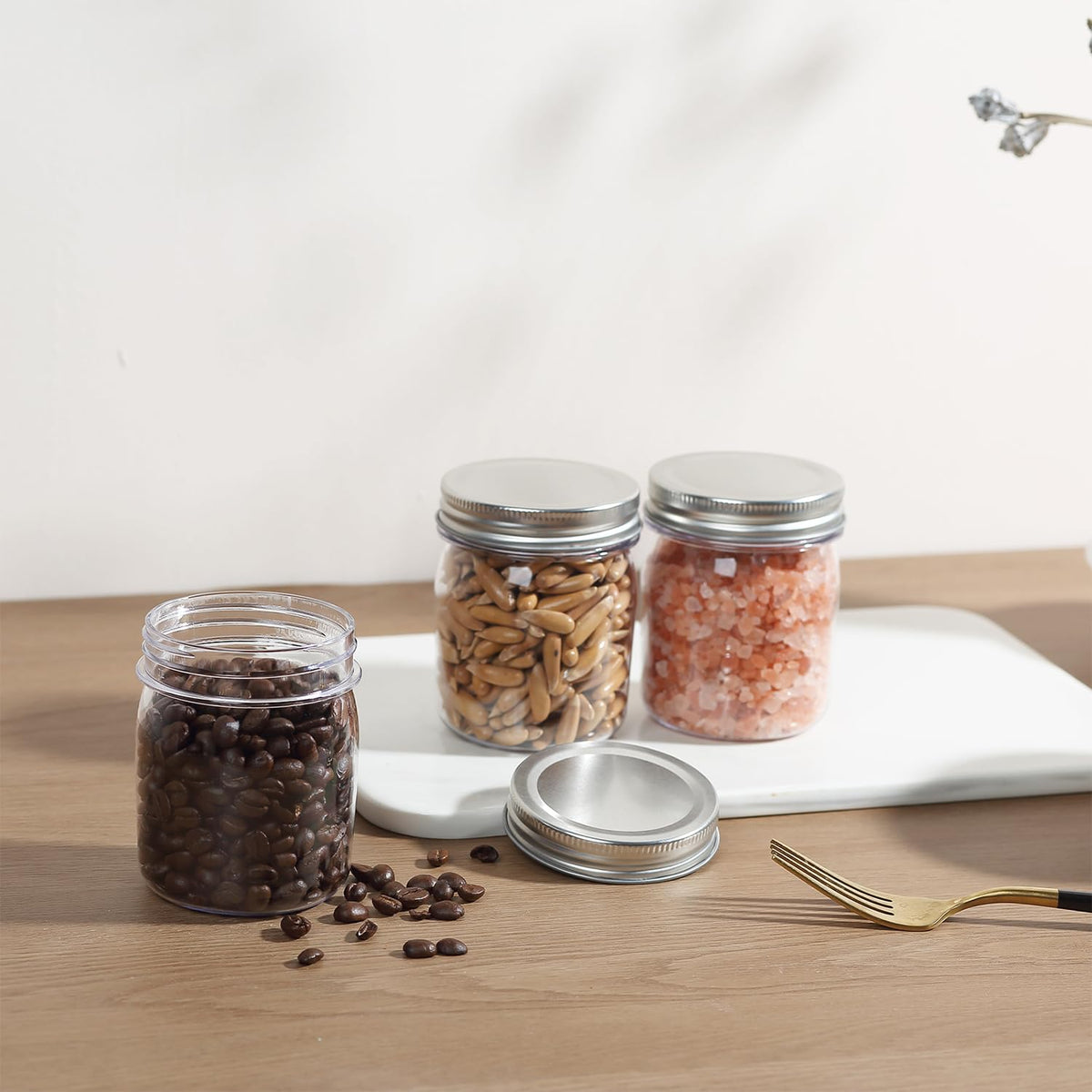 novelinks leakproof design prevents spills when stored upright or packed in bags and purses