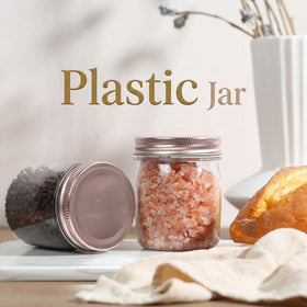 Leakproof seal close-up shows secure contents with Novelinks jars.