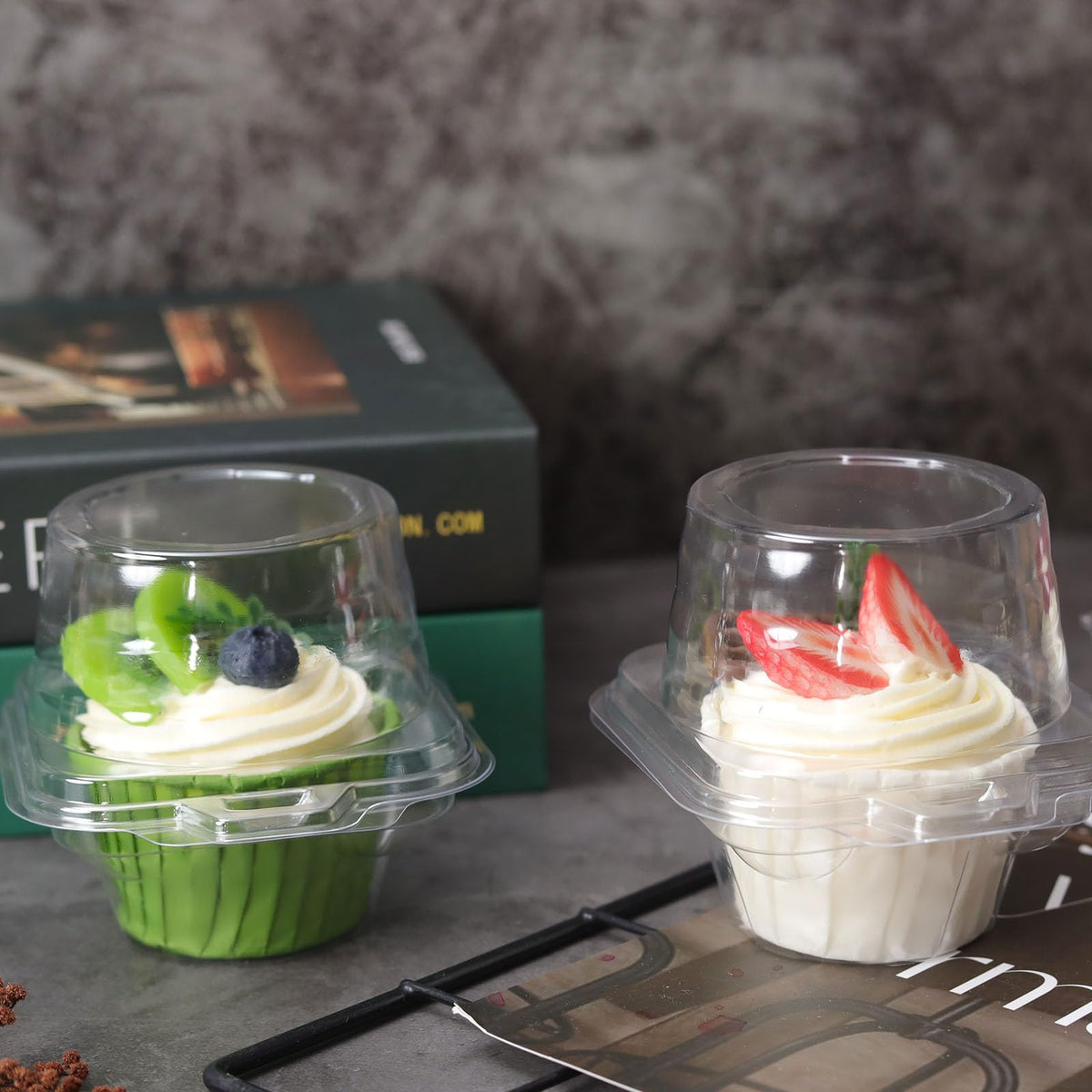 NPLUX multi-purpose dessert box ideal for cupcakes, muffins, donuts and cookies.