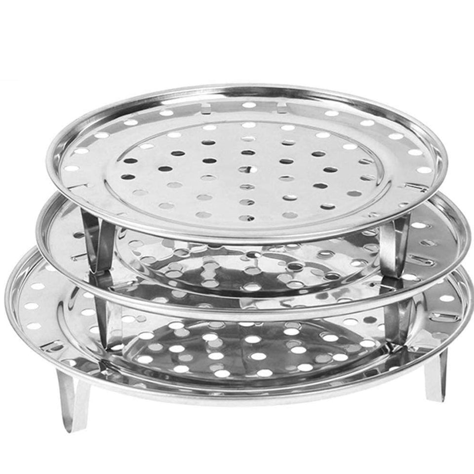 NRDBEEEC round steaming rack with three legs for stable heating.