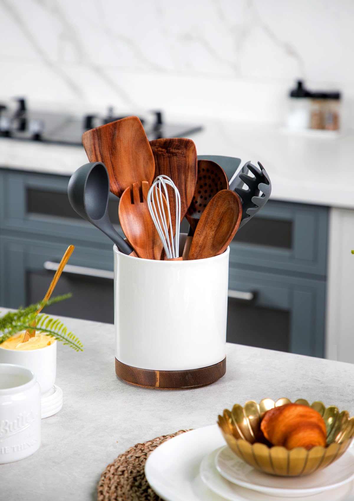 Nucookery kitchen counter storage keeps essentials within reach and reduces drawer clutter.