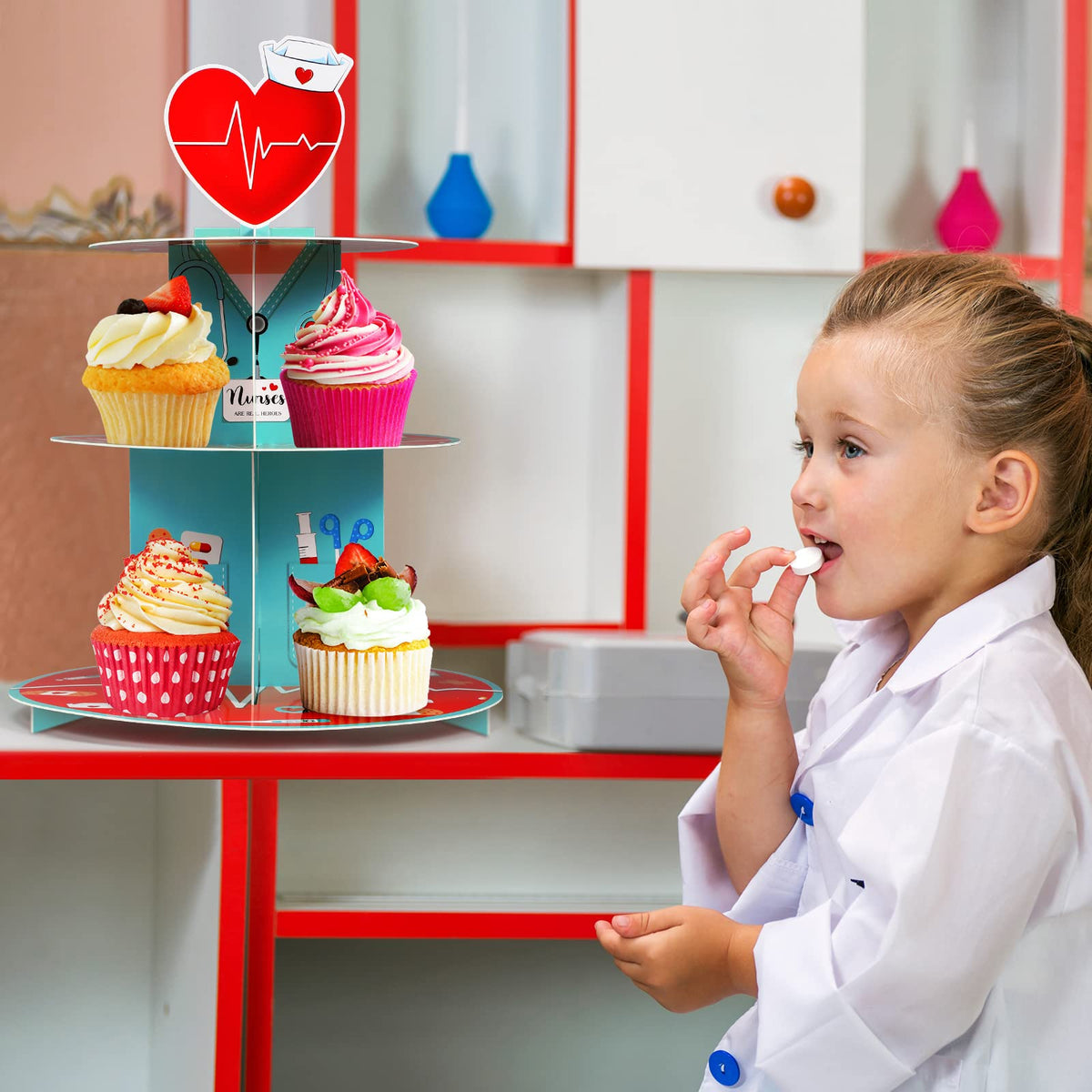 Nuenen Nurse themed decoration suitable for graduations and healthcare events