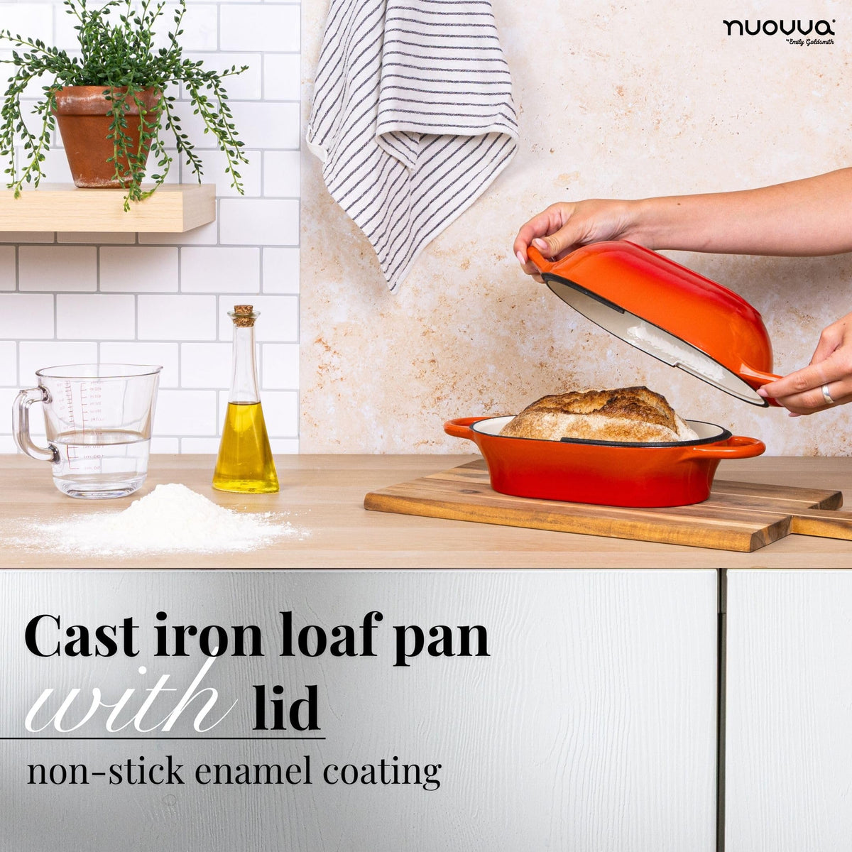 Nuovva even heat retention promotes consistent loaves with evenly baked crusts