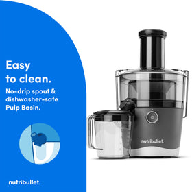 No-drip spout reduces spills during pouring.