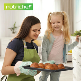 NutriChef roaster pan for even poultry and vegetable roasting.