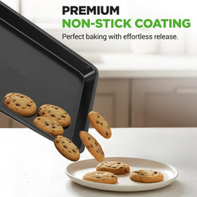 NutriChef round cake pan provides smooth release for professional-looking cakes.