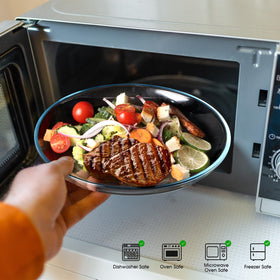 Nutriups clear tempered-glass plate provides a clean backdrop for desserts and appetizers.