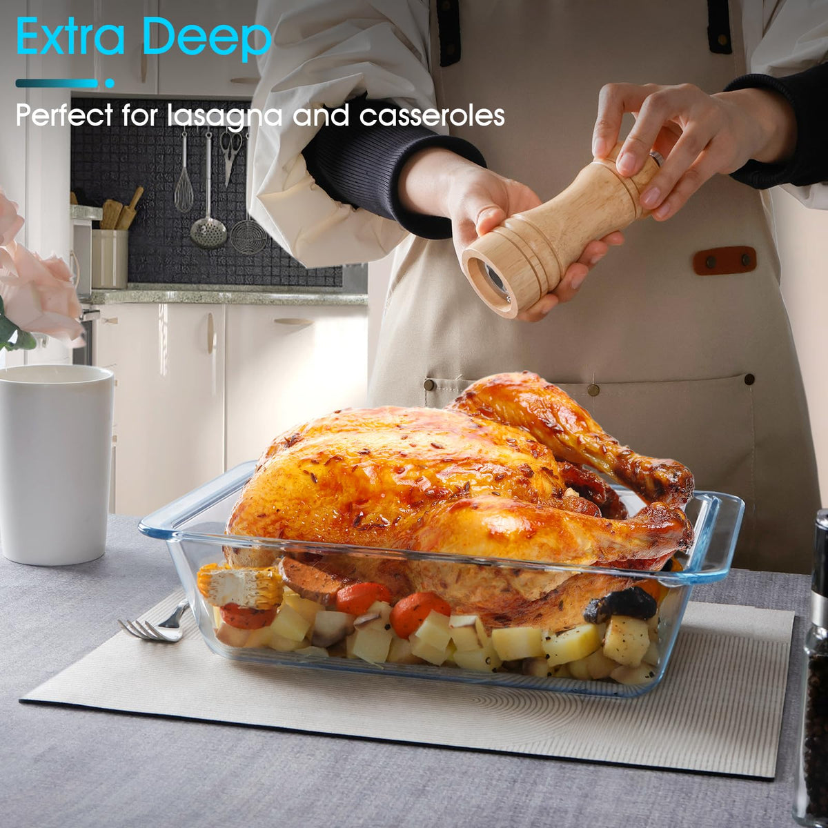 NUTRIUPS side-handles provide a secure grip when moving hot dishes.