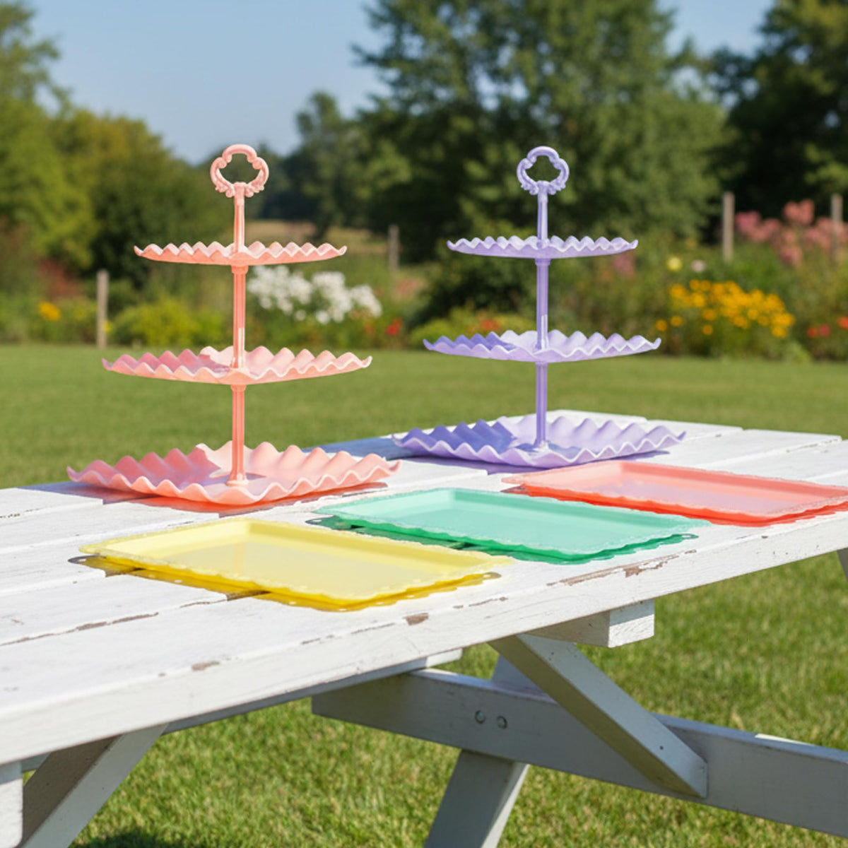 NWK 5-Piece Cake Stand Set easy-assembly designs save setup time.