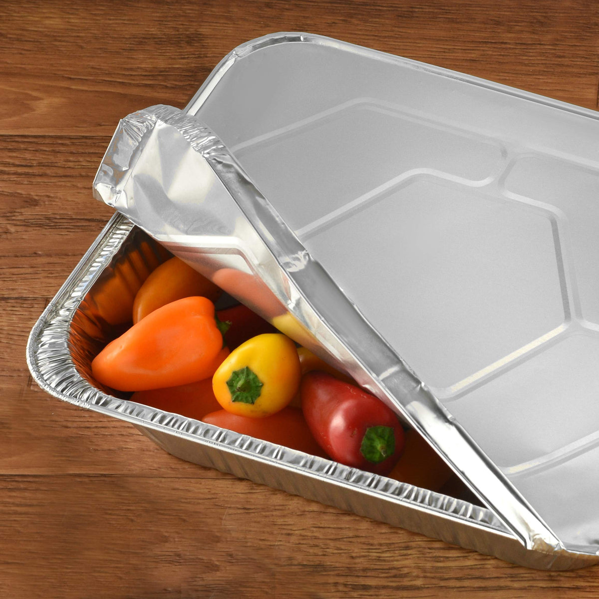 NYHI heavy-duty aluminum foil pans withstand busy kitchen tasks.
