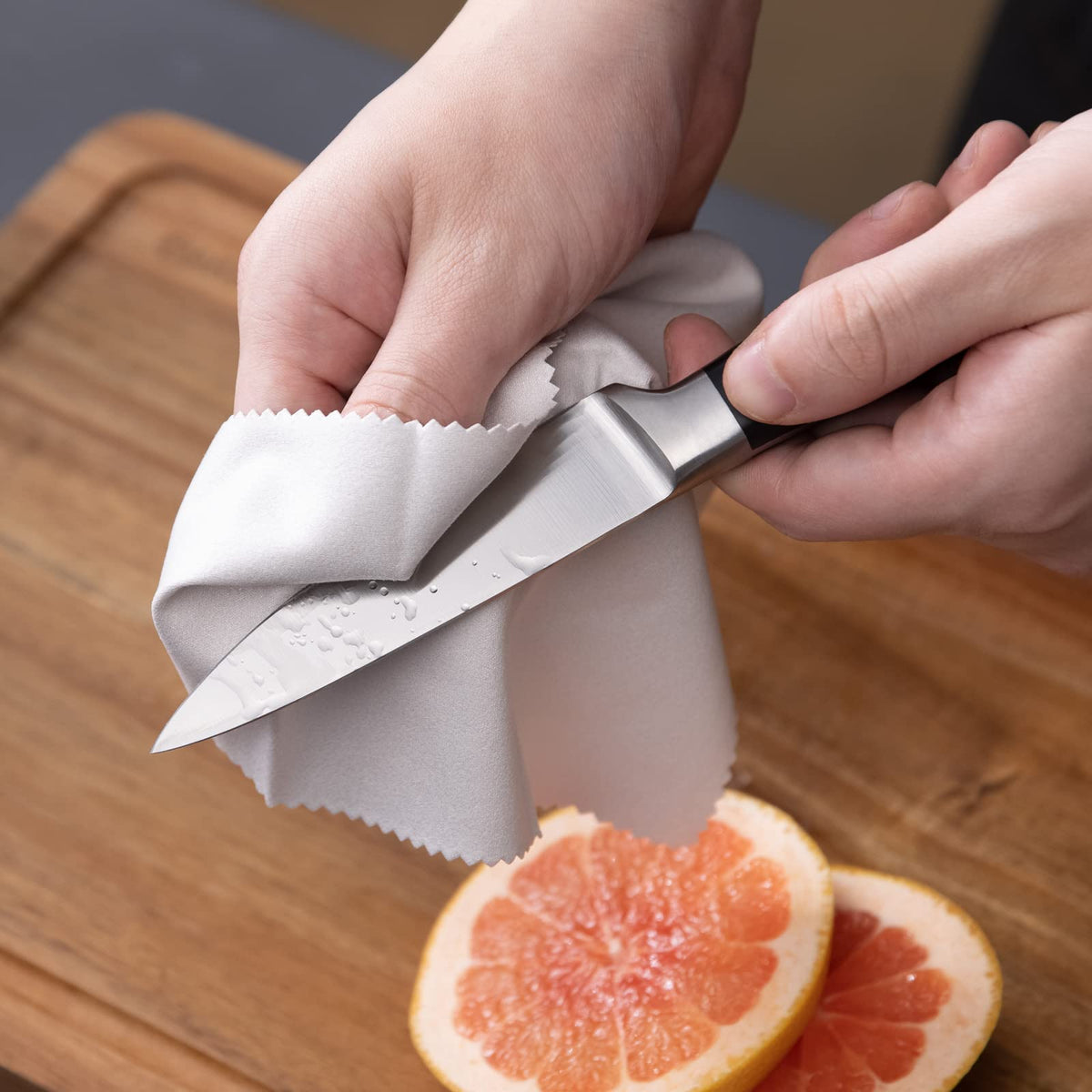 OAKSWARE paring knife compact size ideal for delicate trimming.