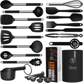 oannao silicone spatula for nonstick cookware and easy cleanup.