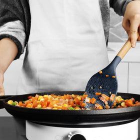 Oannao silicone utensils set seamless wrap cleans easily and resists odor