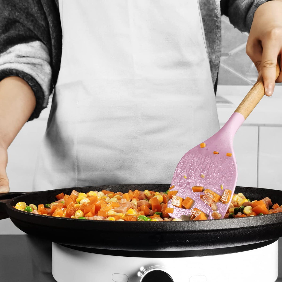 Oannao silicone slotted spoon for draining liquids and lifting ingredients