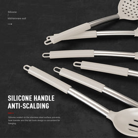 Oannao silicone turner close-up showing heat-resistant head for frying