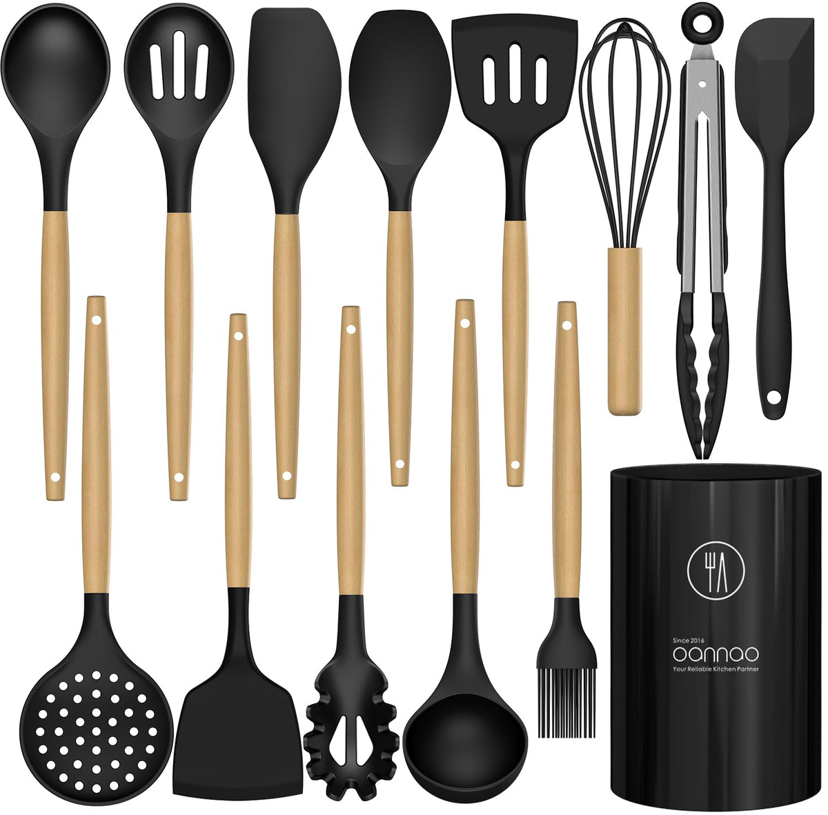 Oannao silicone utensils set nonstick-friendly and easy to clean after cooking.