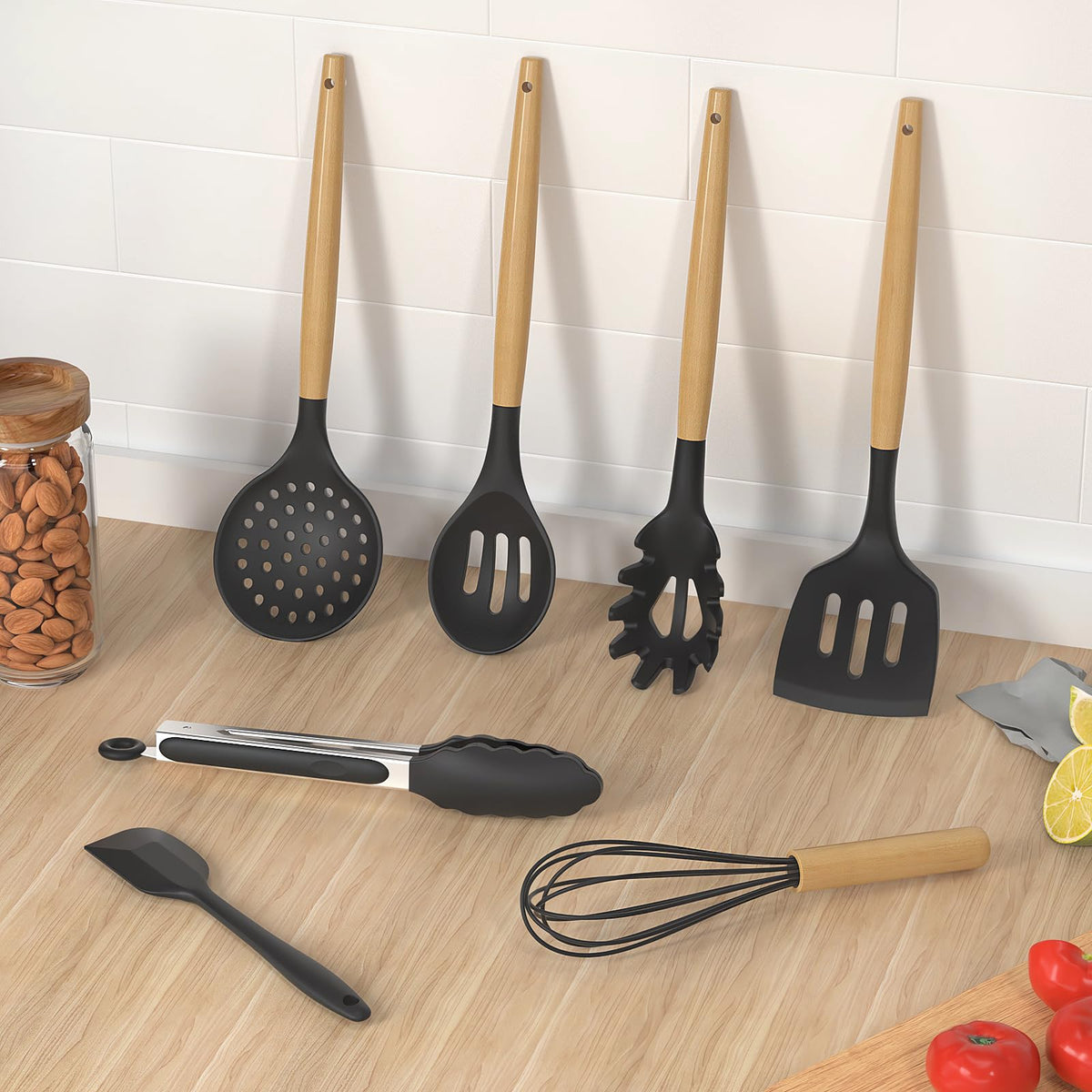oannao silicone slotted spoon drains liquids efficiently