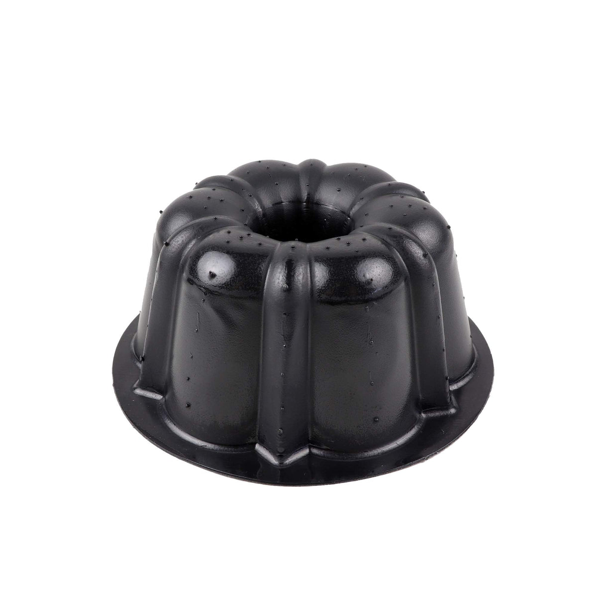 O'Creme lightweight plastic pan simplifies handling and storage.