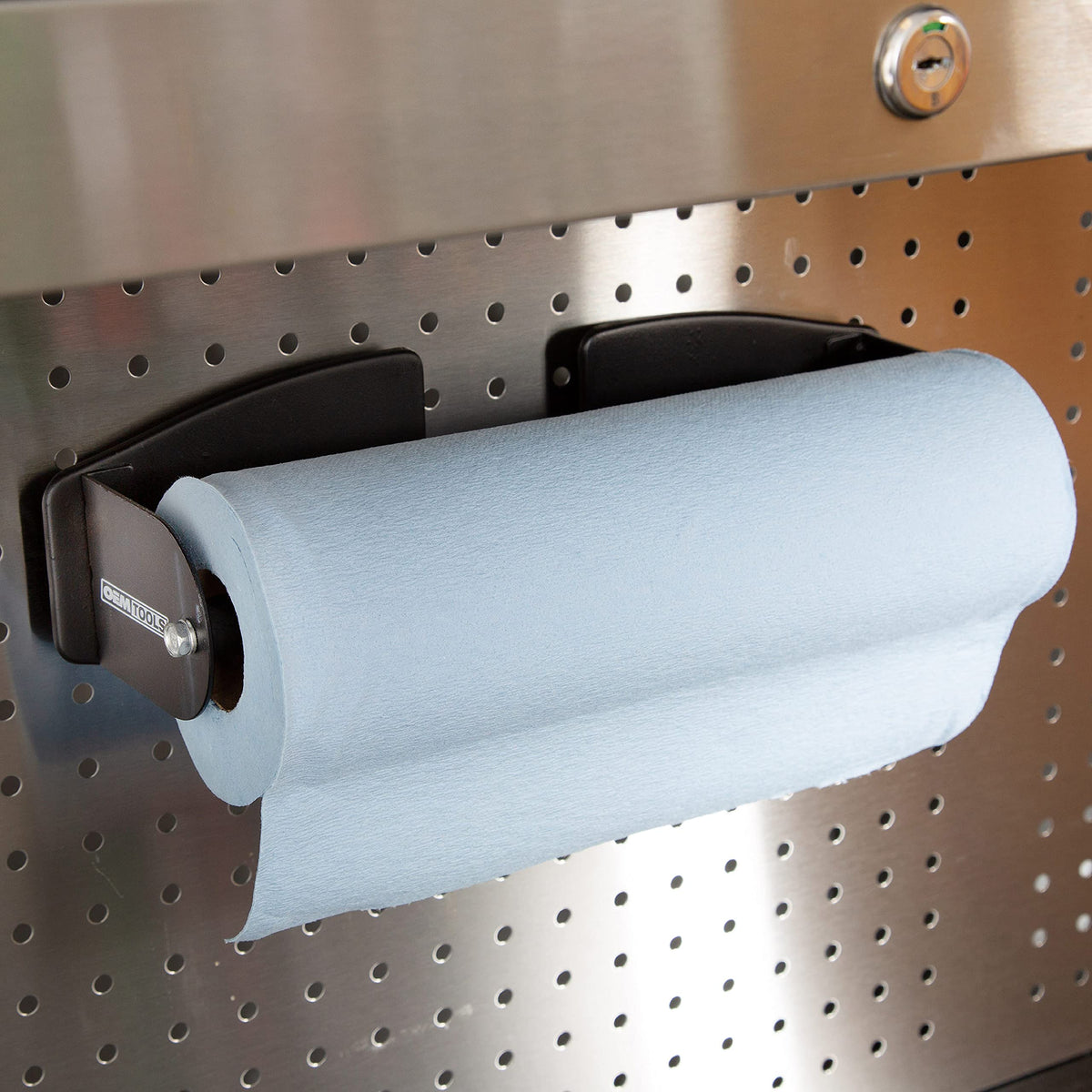 OEMTOOLS 24952 rubber-faced magnets prevent surface scratches on metal.