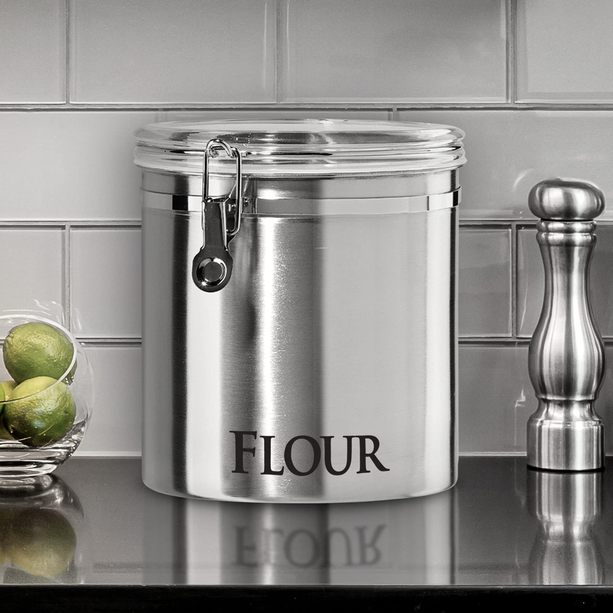 Oggi can holds up to 10 pounds of flour for bulk baking