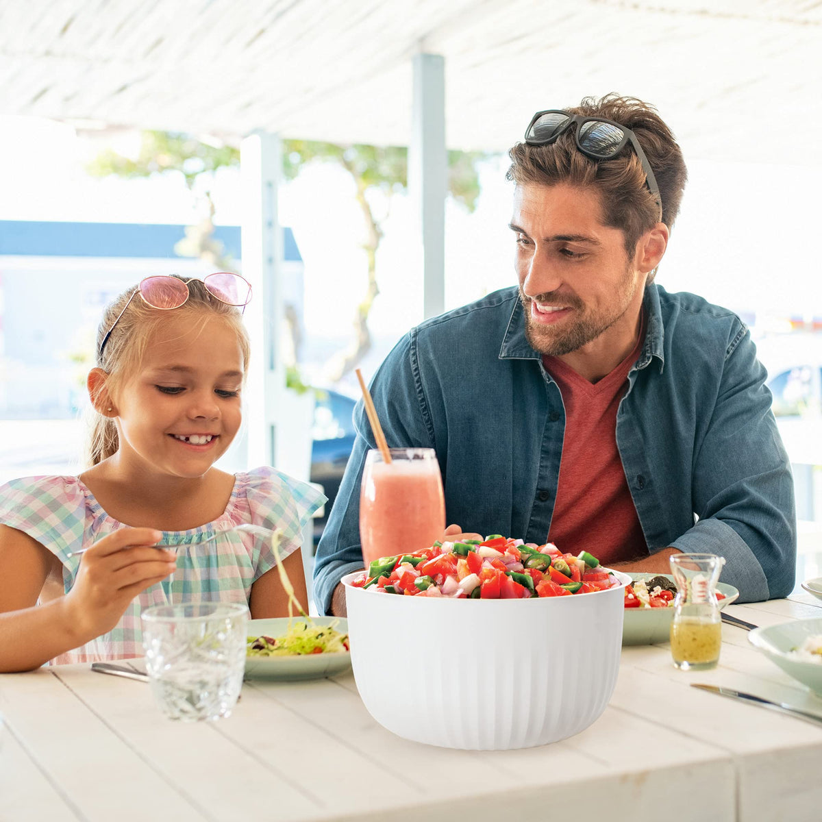 Oggi ribbed-base bowl offers secure grip during handling and serving.