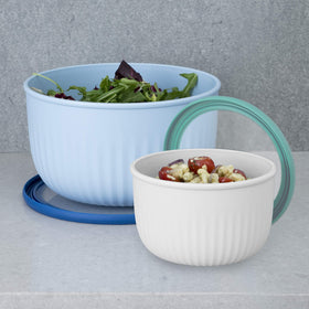 Oggi 4-quart bowl for batch cooking and easy storage.