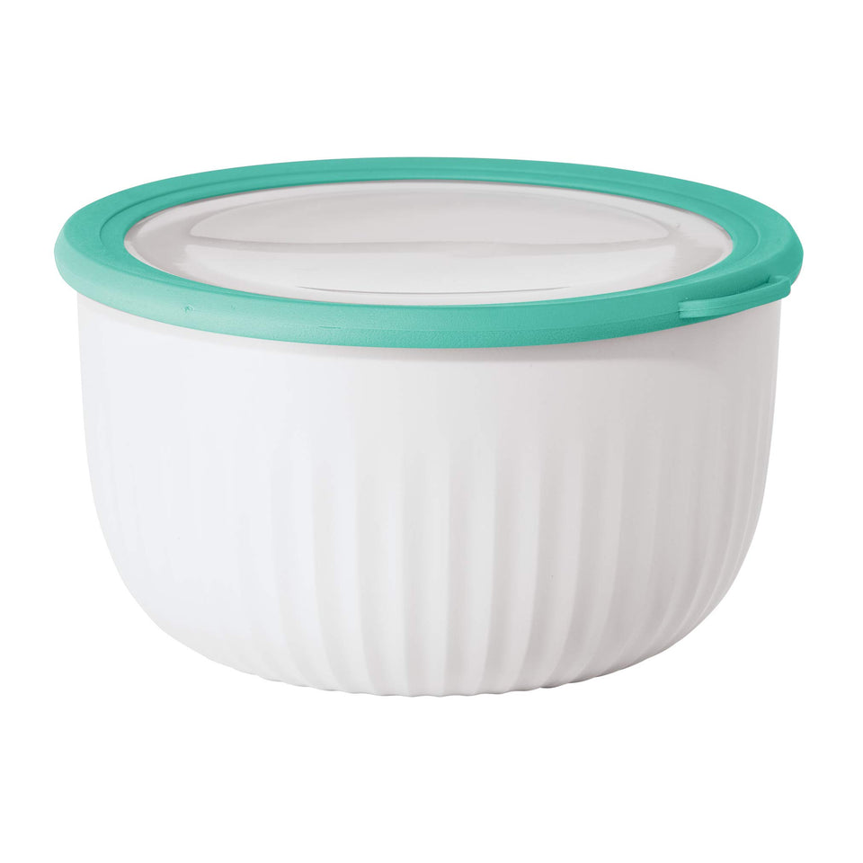 Oggi prep-store-serve bowl with see-thru lid for quick meal prep and content viewing.