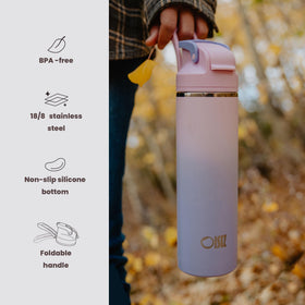 OISIZ bottle with one-click safety lock, designed for secure transport.