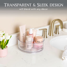 Oizeir Lazy Susan keeps kitchen spices organized on a clear turntable.