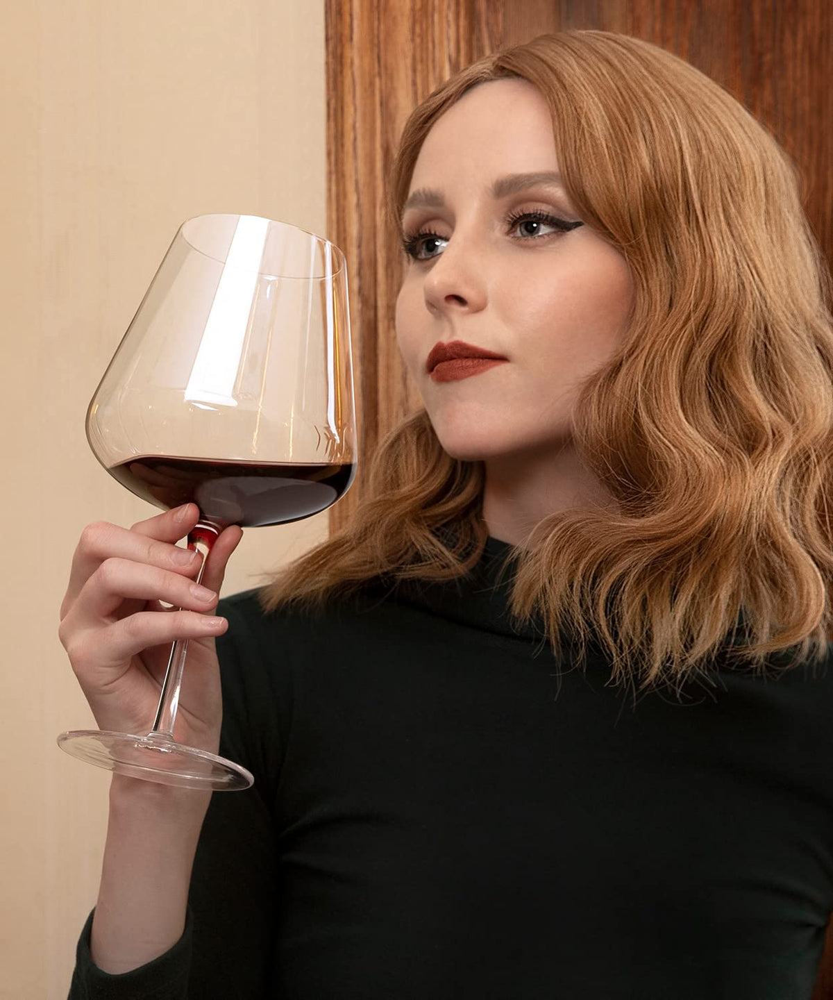 OJA red wine glasses gift box showcases a sophisticated present