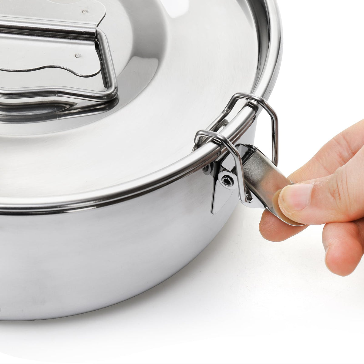 Okllen non-corrosive rust-resistant pan ideal for custards and puddings.