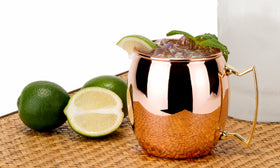 Old Dutch 429 International unlined copper mule mug close-up highlighting uncoated copper.