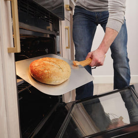 Old Stone aluminum construction provides durability for repeated oven sessions