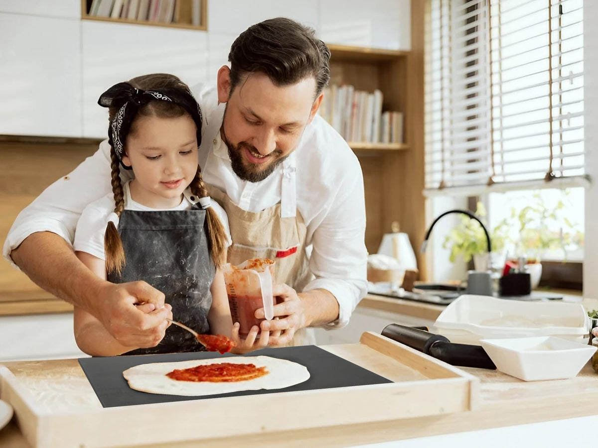 OLEEK baking steel heat distribution enables fast, even baking