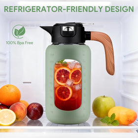 Drip-proof spout reduces drips while serving.