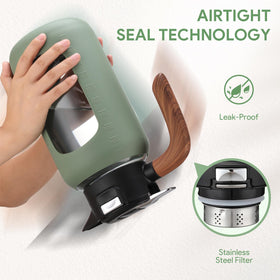 Wide-mouth design simplifies ice addition and cleaning.