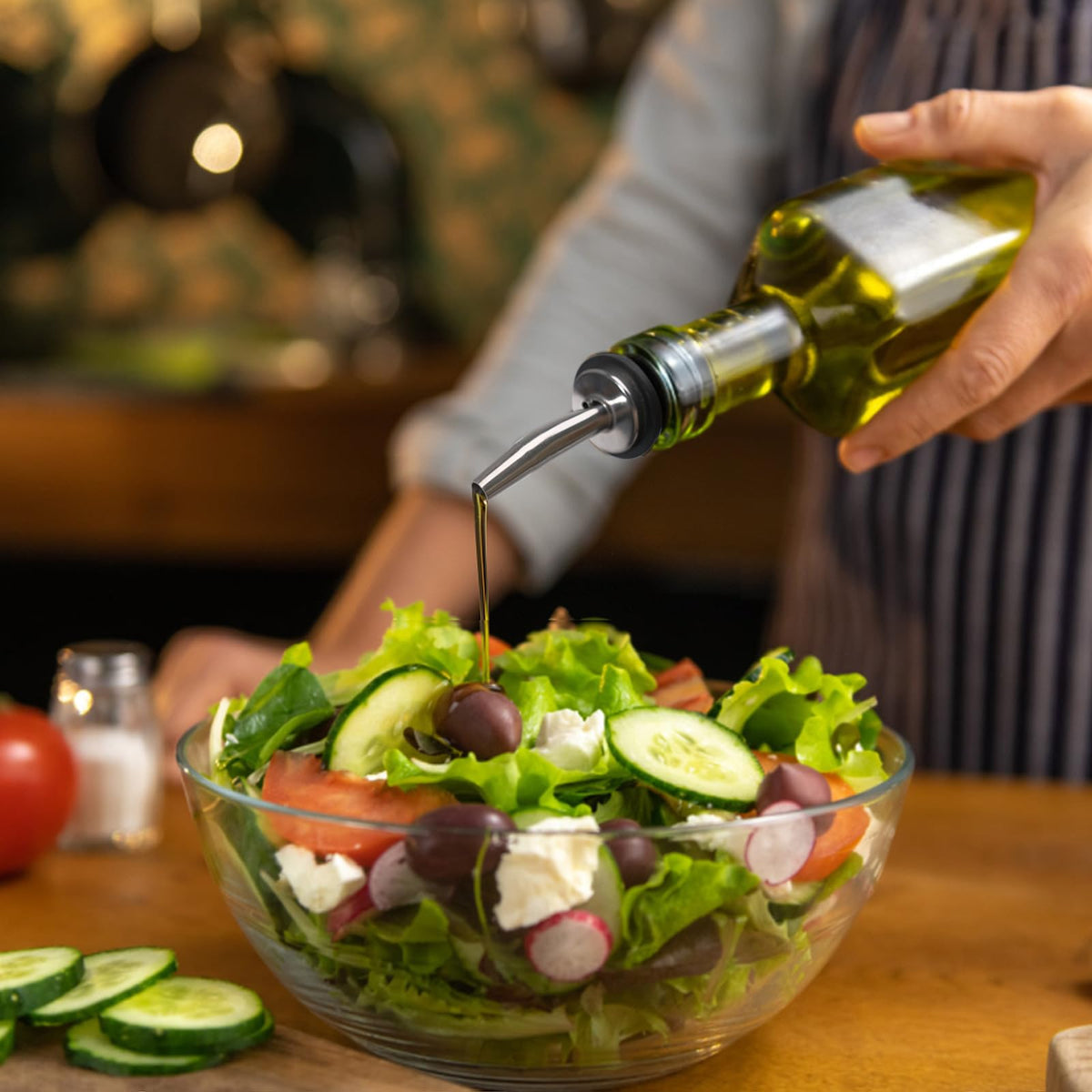 Olutacot pourers provide spill-free pouring to reduce mess