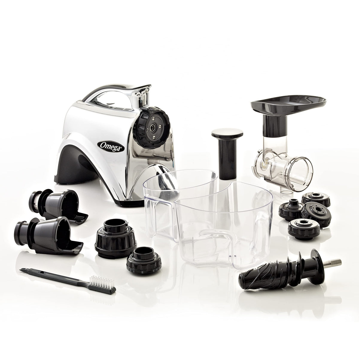 Omega NC900HD soy milk prep demonstrates dairy-free options at home.