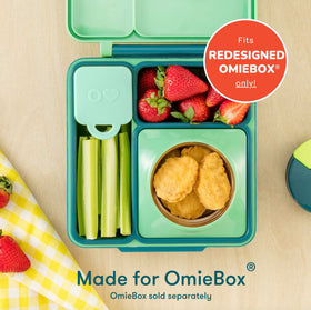 Inside partitions keep sauces neatly separated in OmieBox