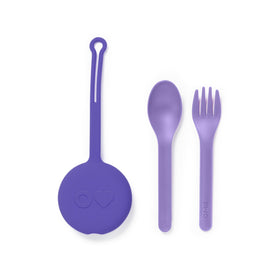OmieBox lilac case with kid utensils, ideal for school and travel.