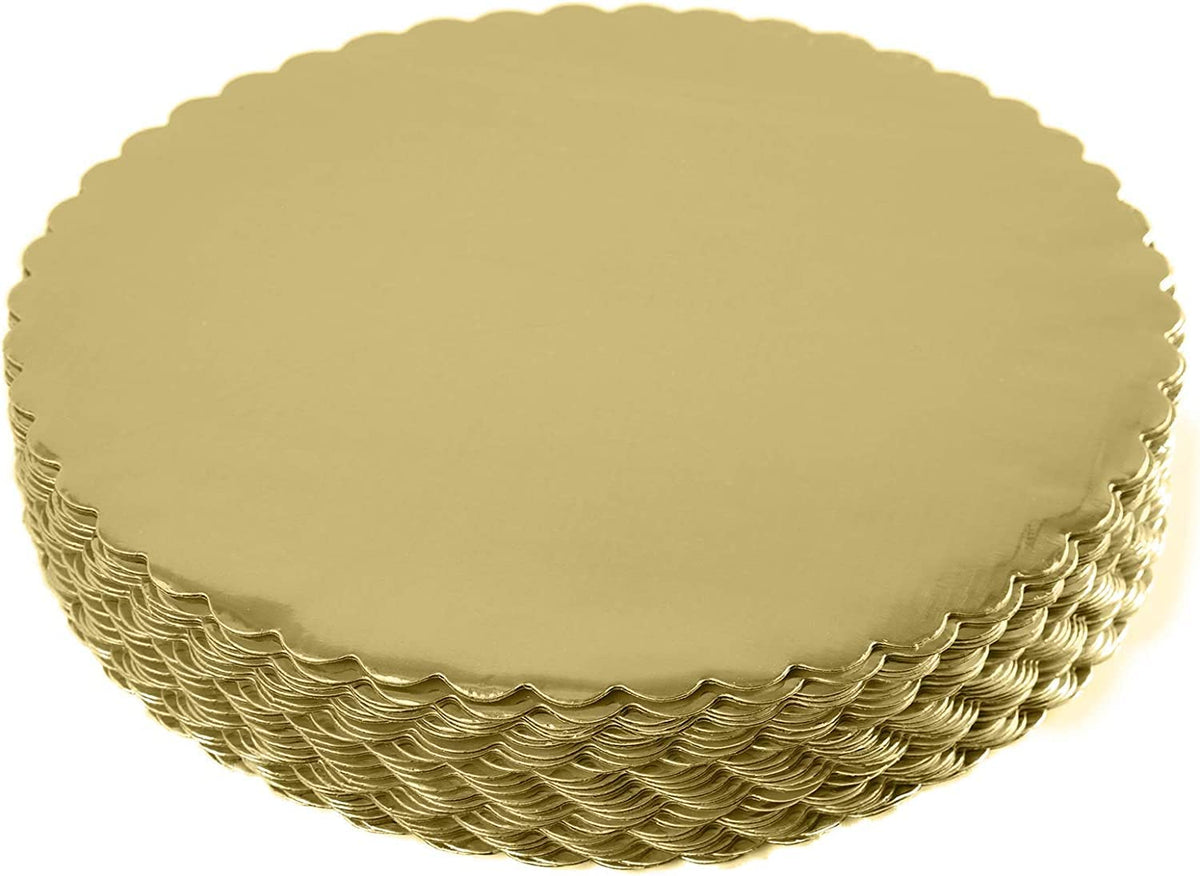 ONE MORE gold cakeboard top view shows luxurious shine and sturdy base.