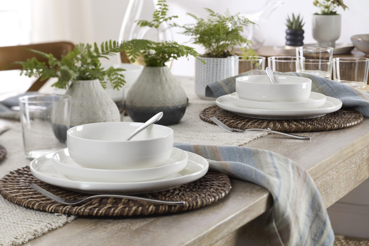Oneida 24 Seven is microwave-safe for quick reheats