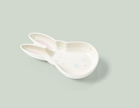 Oneida Bunny Hop Bunny Platter detail highlighting porcelain finish and glaze